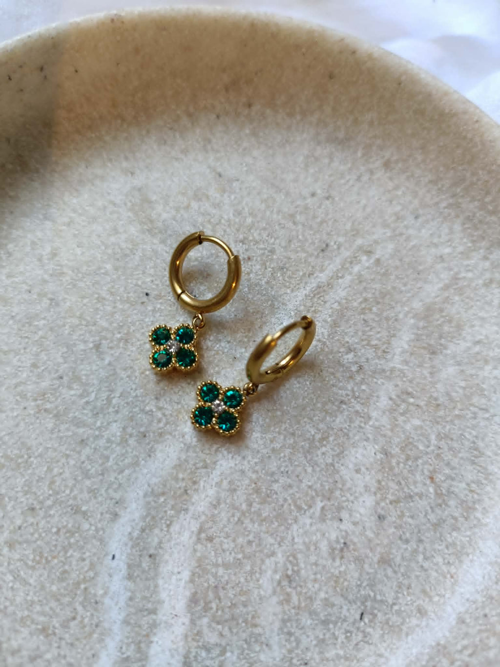 Boucles d'oreilles Trèfle – Acier inoxydable doré