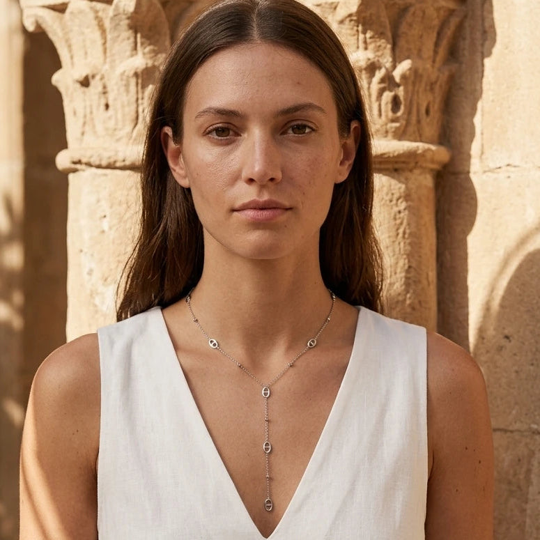 Collier Y a Mailles Marines et Perles Argentées
