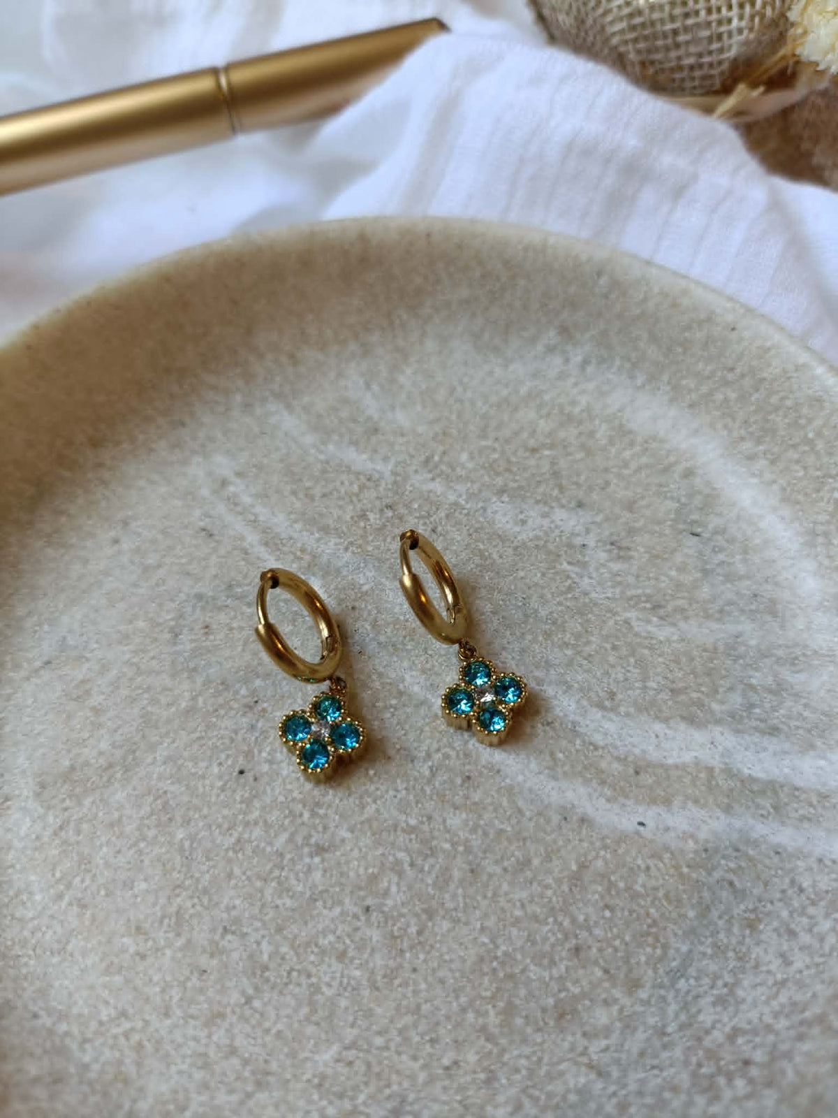 Boucles d'oreilles Trèfle – Acier inoxydable doré